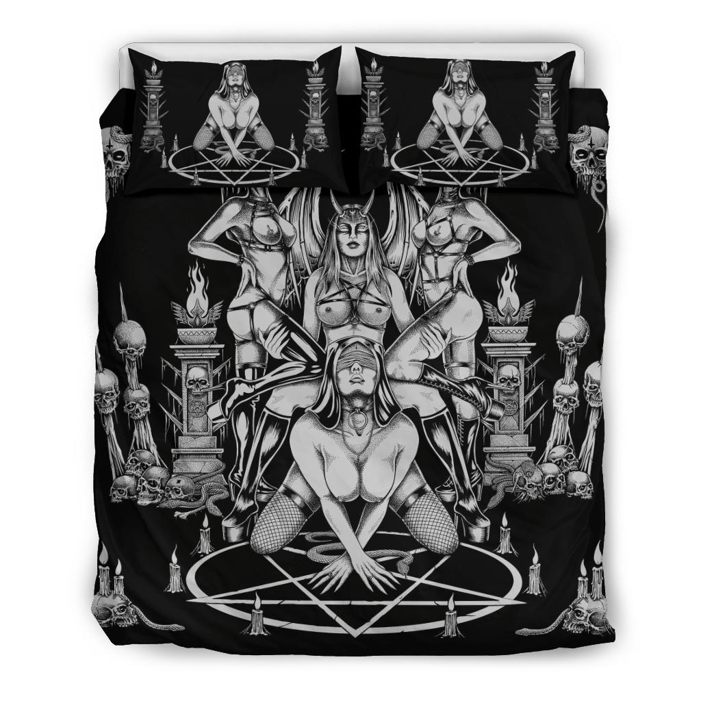 Skull Satanic Pentagram Serpent Impaled Erotic Demon Foursome 3 Piece Duvet Set
