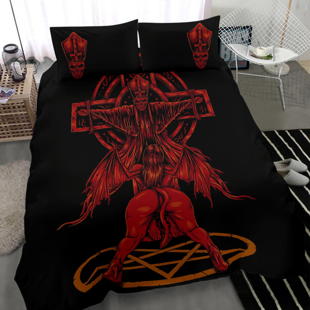 Skull Satanic Pentagram Demon Priest Crucified 3 Piece Duvet Set Color Version