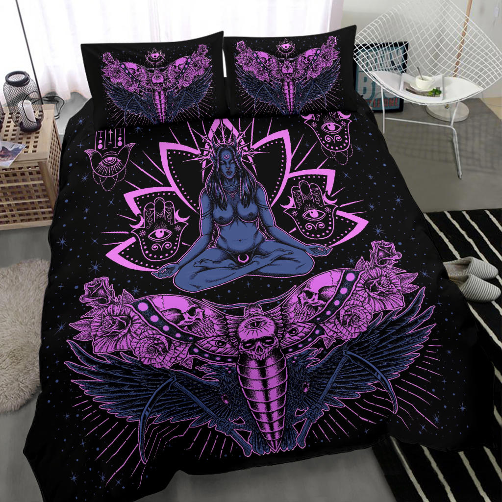 Skull Occult Cyclops Moth Crow Sword 3 Piece Duvet Set Sexy Blue Pink