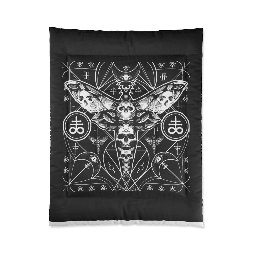 Skull Occult Moth Leviathan Bizarre Thick And Fluffy Comforter