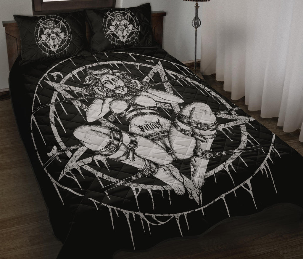 Demon Satanic Pentagram Chained To Sin And Lovin It 3 Piece Quilt Set Oversized Pentagram Version-