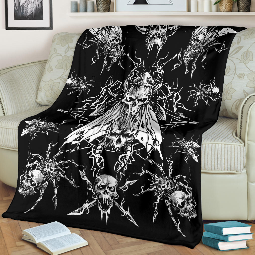 Skull Goth Evil Spider Fly Blanket