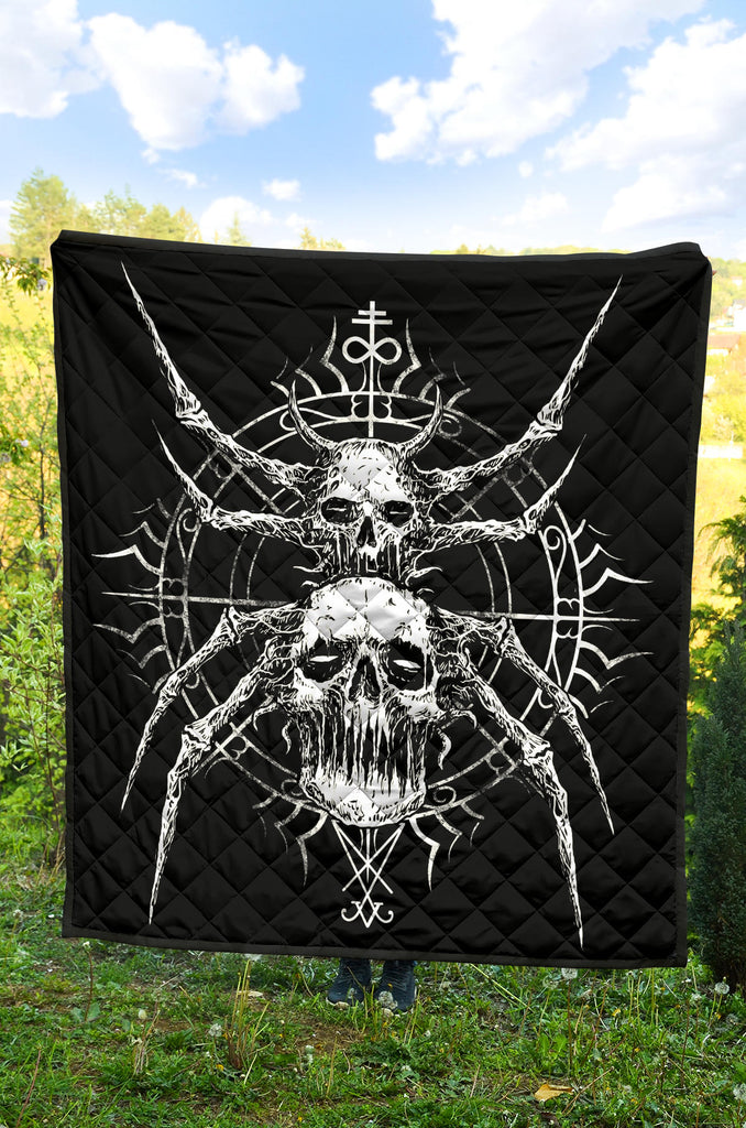 New! 5 Sizes! Goth Skull Spider Premium Quilt