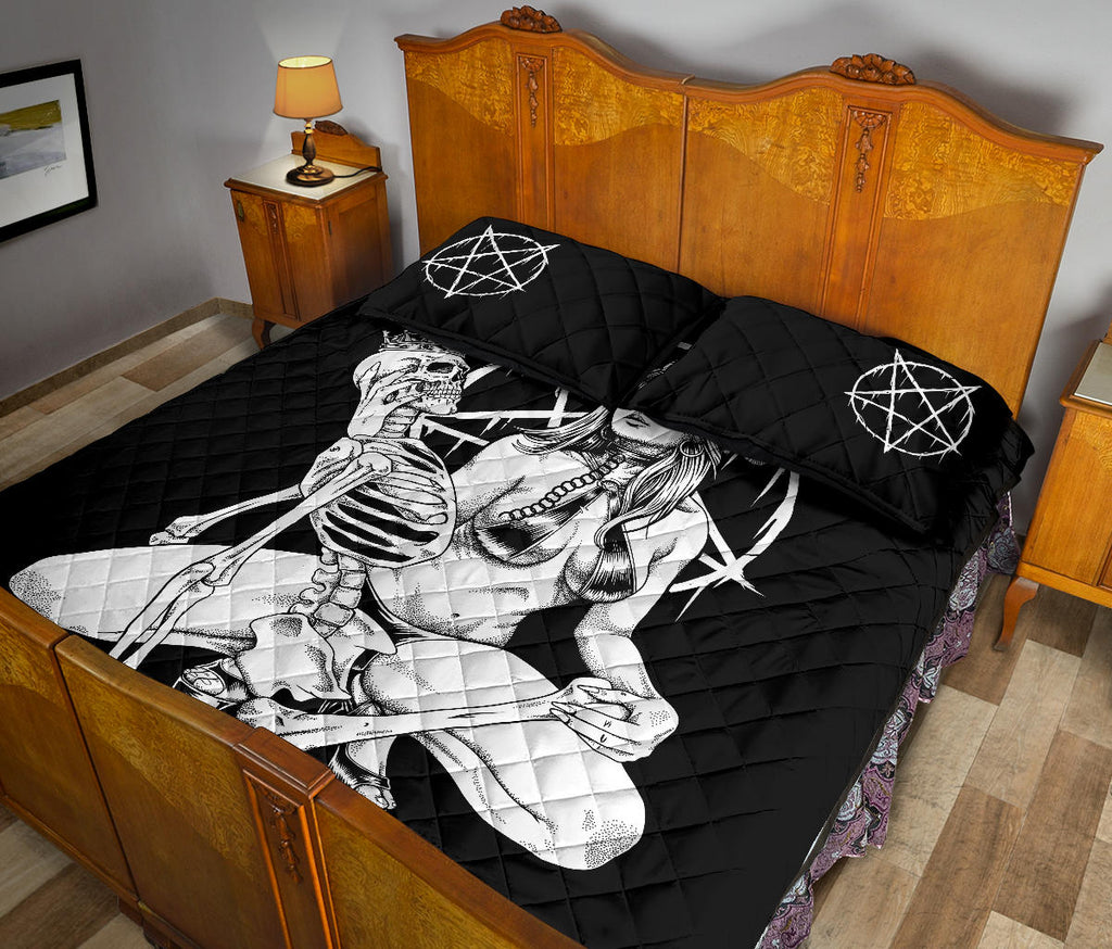 Skull Satanic Pentagram Occult Demon Quilt 3 Piece Set