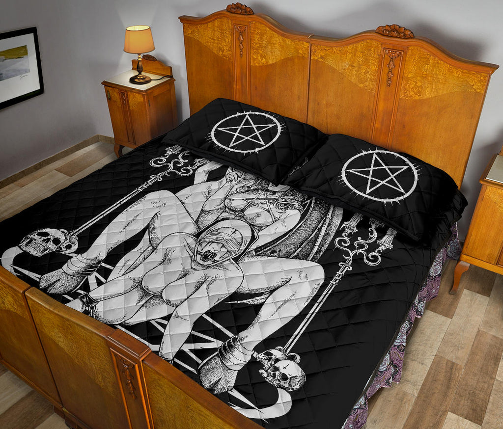 Skull Satanic Pentagram Thorn Candle Satanic Cross Erotic Possession 3 Piece Quilt Set Black And White