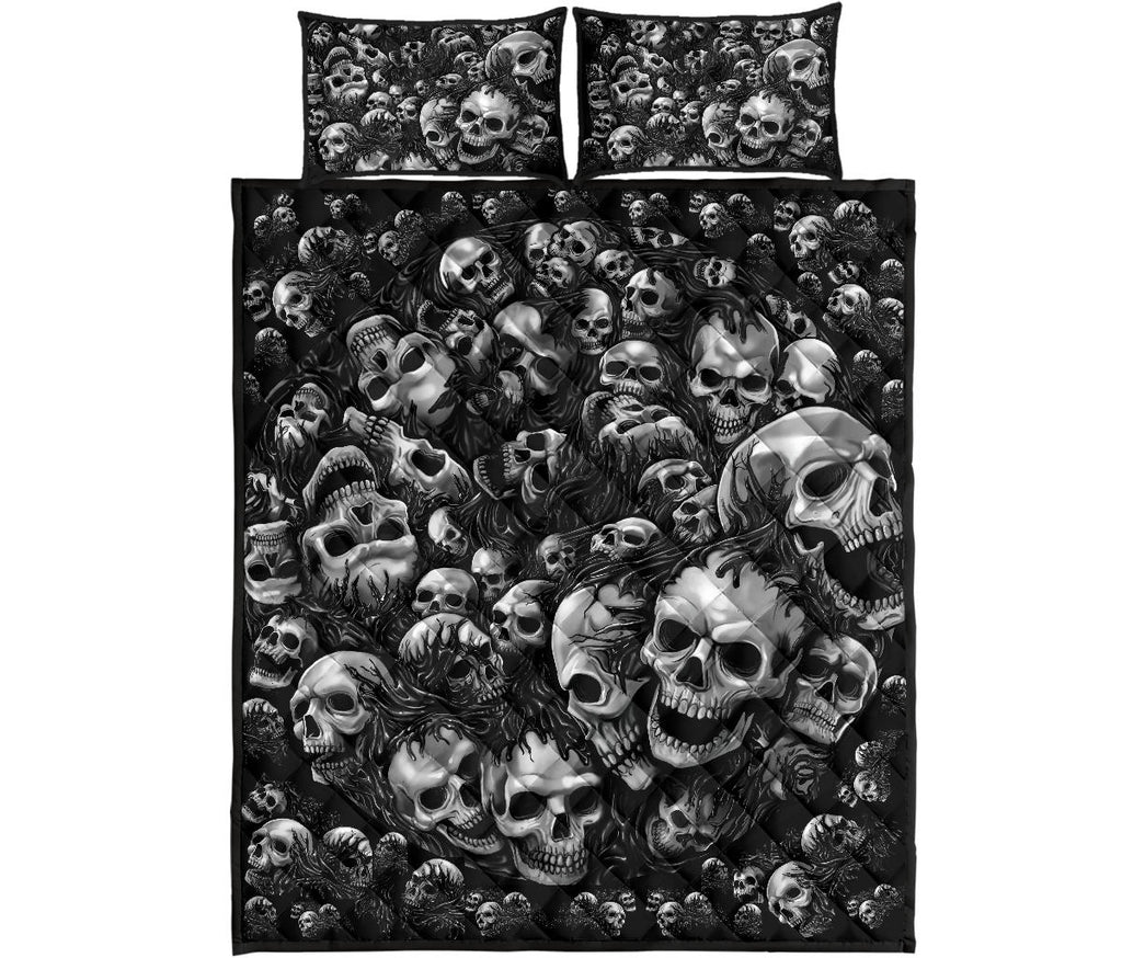 Silver Skull Pile Quilt 3 Piece Set