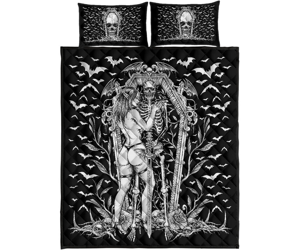 Bat Skull Bat Wing Erotic Demonic Skeleton Coffin Shrine 3 Piece Quilt Set Black And White