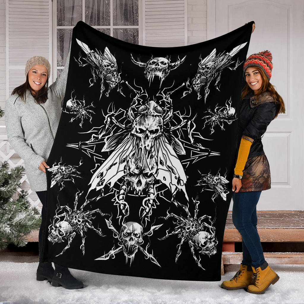 Skull Goth Evil Spider Fly Blanket